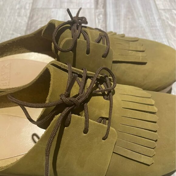 Bryr Clogs Zoe Platform Shoes (Size 8) in Kelp Nubuck - Picture 4 of 8